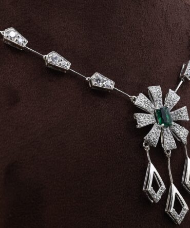 Women Green Diamond Necklace