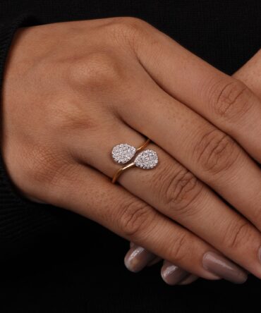 14k women Moissanite ring