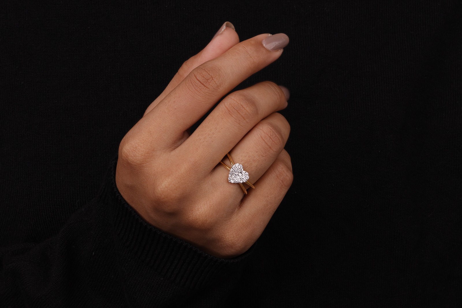 Heart diamond shapes Ring - Image 2